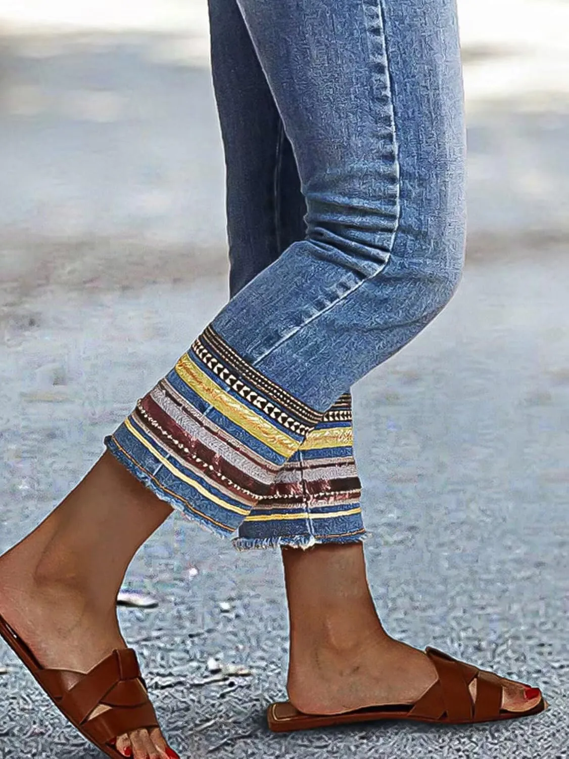 Flamingals Straight Leg Cropped Jeans for Women Trendy Mid Rise Stretchy Tribal Embroidery Raw Hem Ankle Jeans
