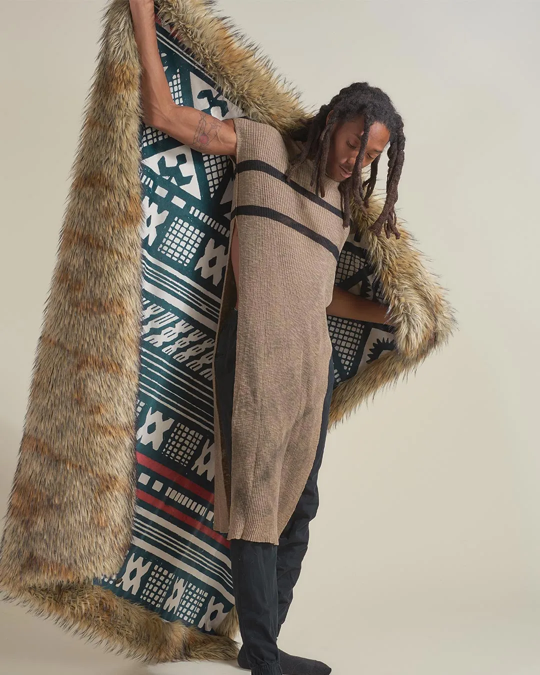 Golden Jackal Collector Edition Faux Fur Throw