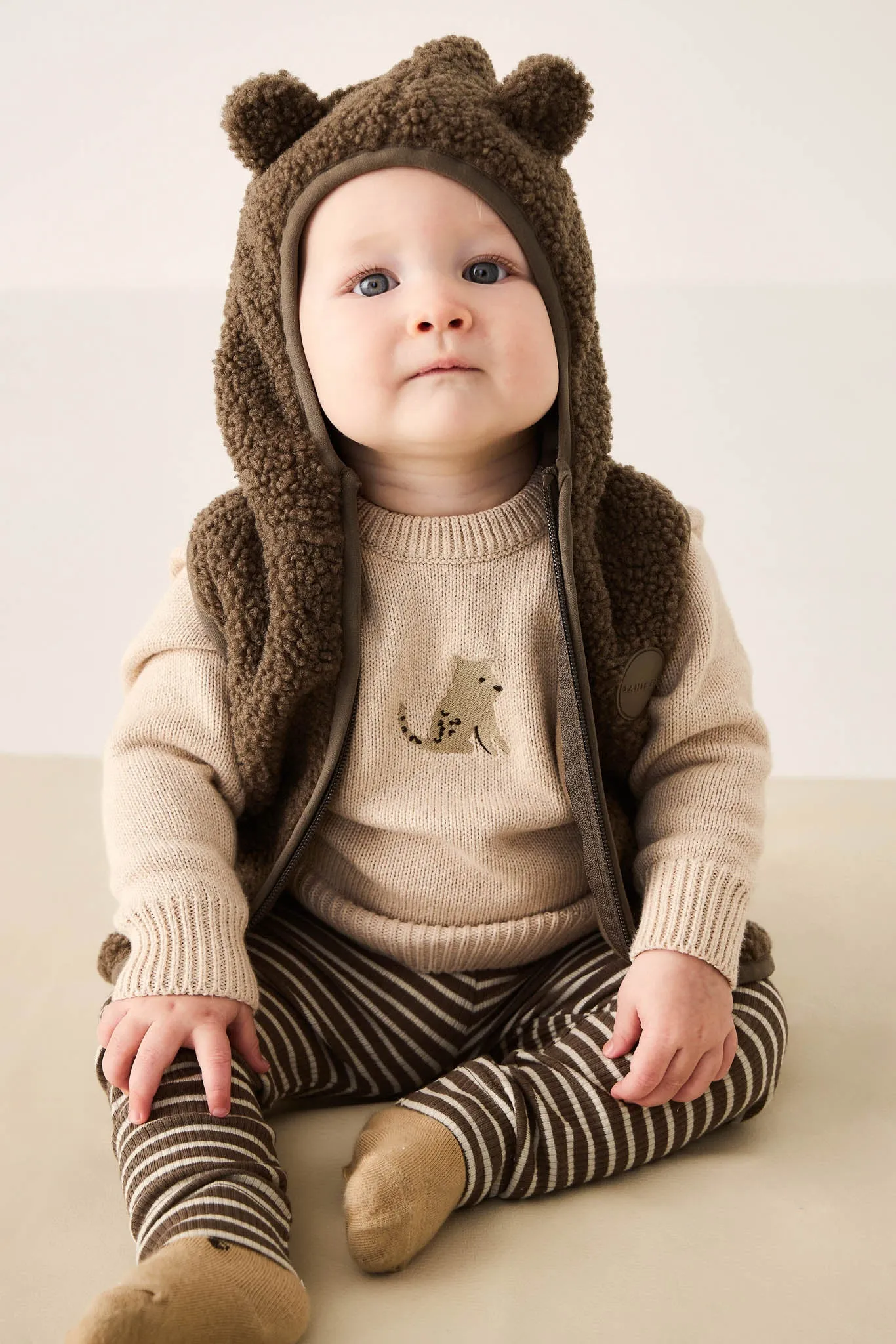 Neve Sherpa Vest - Bear