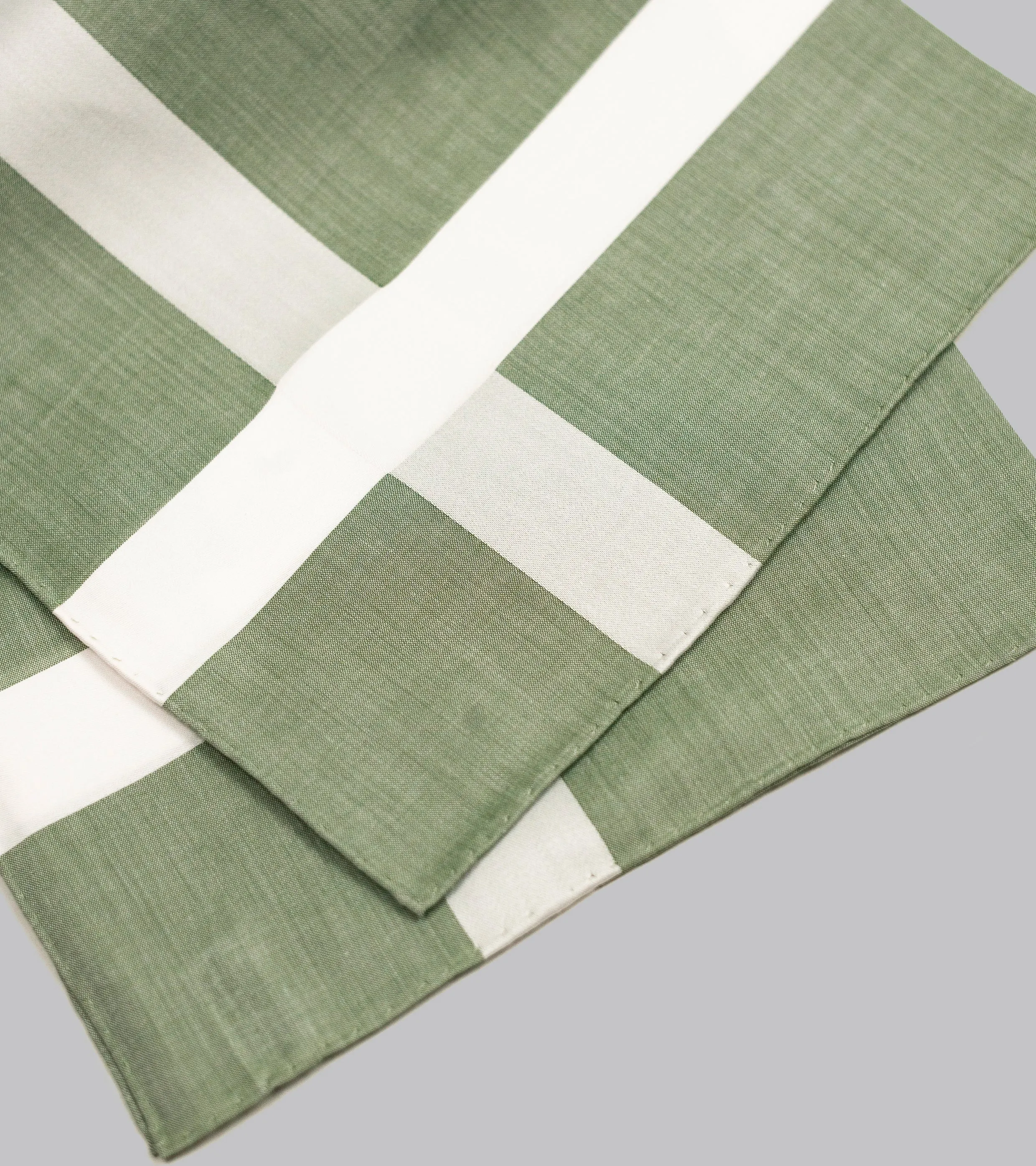 Simonnot Godard 8160 Handkerchief Green